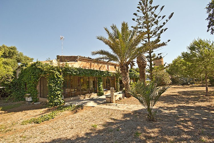 Finca mit Pool kaufen in Santanyi
