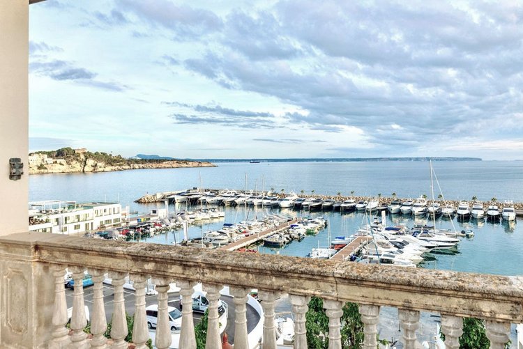 Haus in erster Meereslinie in Palma de Mallorca zu verkaufen