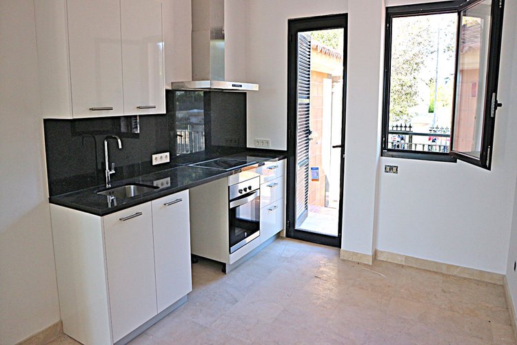 Apartamentos en primera línea de mar para alquileres a largo plazo en Palma