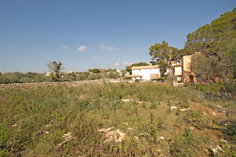 Plot for sale in Cala Figuera