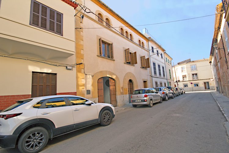 Herrenhaus mit Patio in Campos zu verkaufen