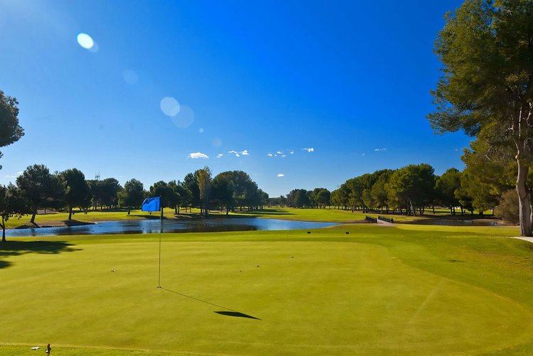 Immobilien kaufen am Golfplatz Golf Son Antem bei Llucmajor