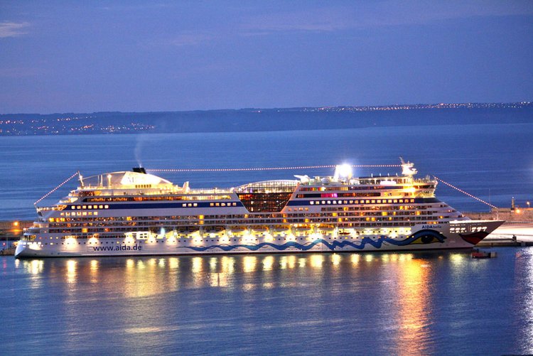 Palma de Mallorca Port Information and Real Estate