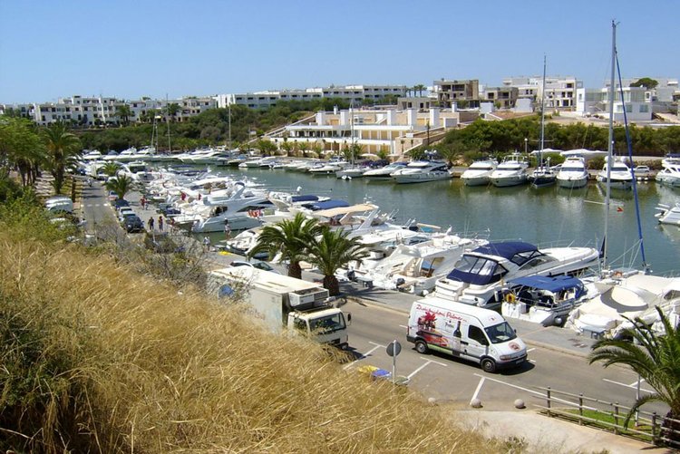Порт продаж Cala Dor собственности на юго-востоке Майорки