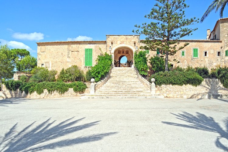 Porreres Immobilien wie Fincas, Villen, Grundstücke, Landhotels zu verkaufen 