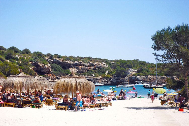 Cala Sa Nau Strand Beschreibung und lage