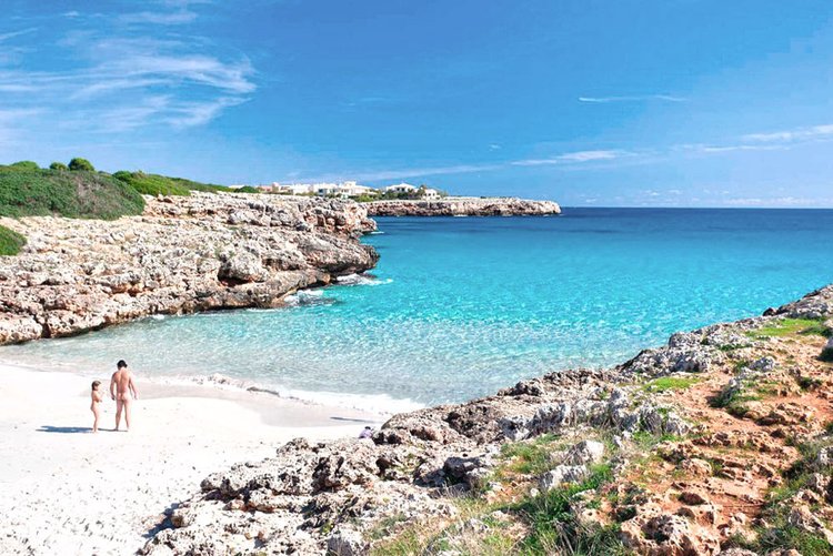 Sandstrand Cala Varques an der Ostküste Mallorcas