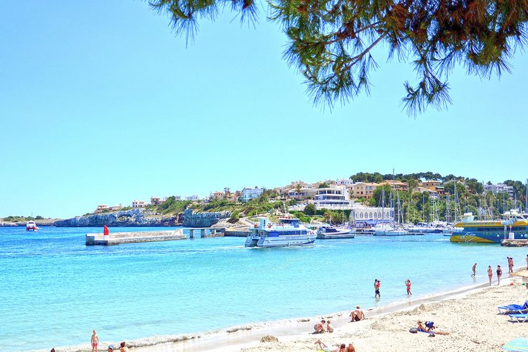 Porto Cristo Strand Mallorca Beschreibung und Bilder